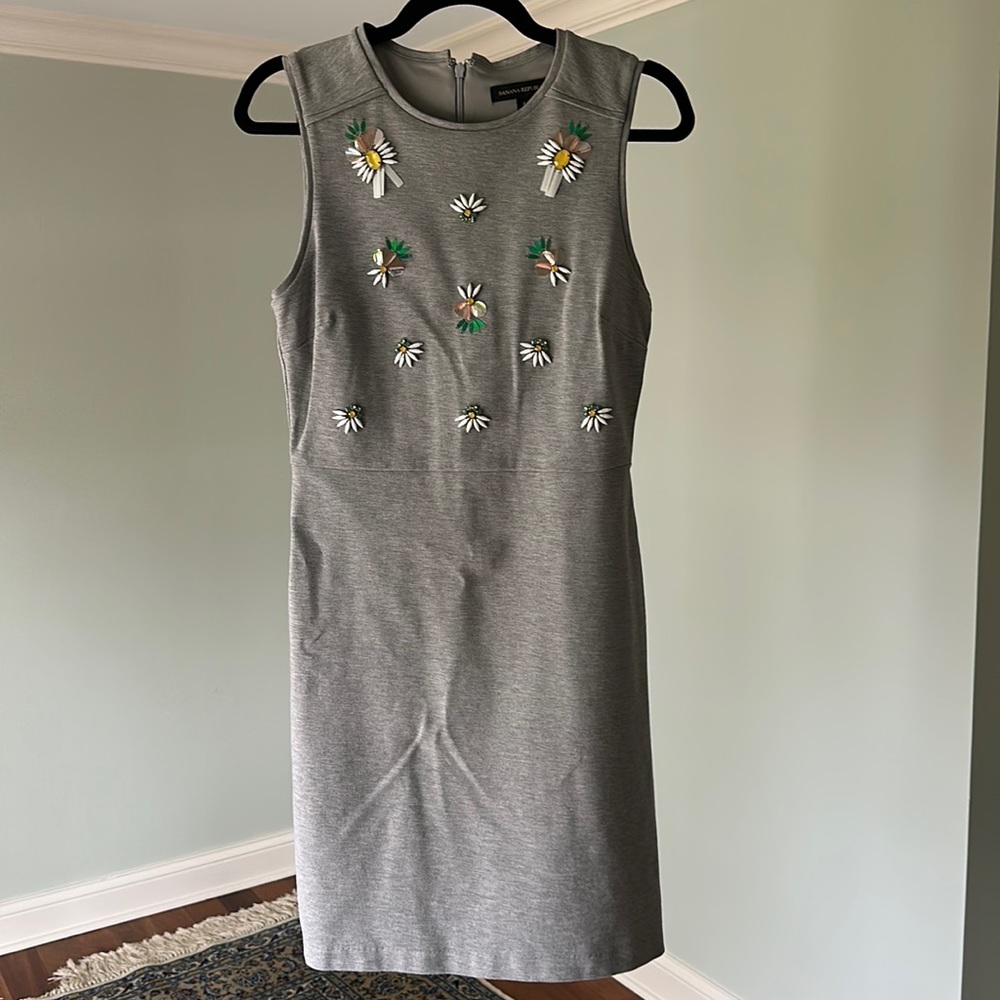 Never worn Banana Republic Beaded dress Size 4